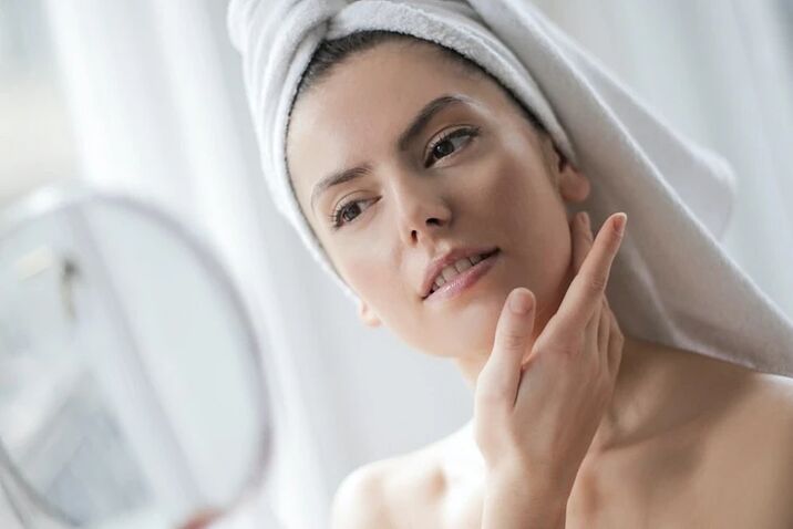 Des filles avec une belle peau